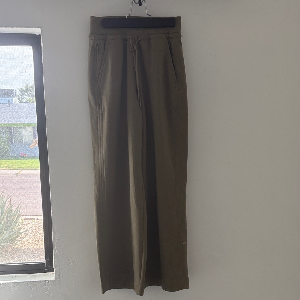 Athleta Pants